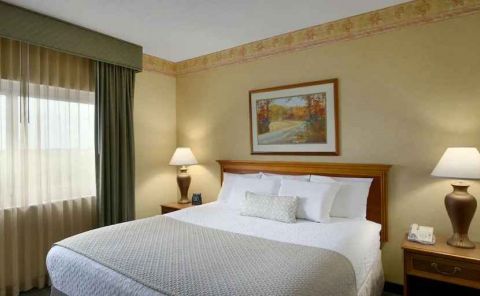 Hotel Embassy Suites By Hilton Charleston Airport Convention Ctr image