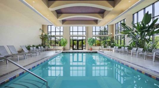 Embassy Suites By Hilton Hot Springs Hotel & Spa, Hot Springs
