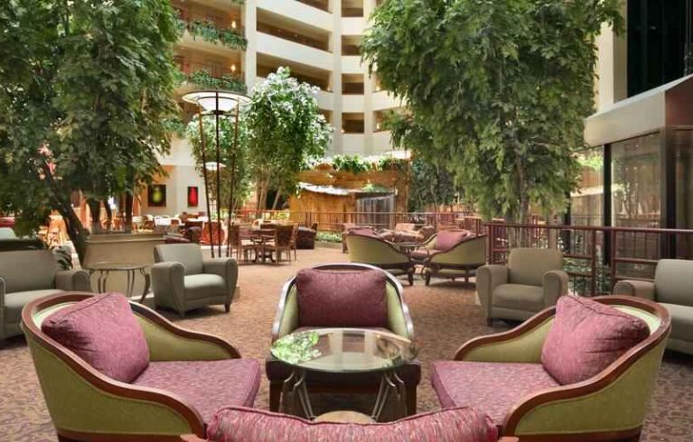 Embassy Suites By Hilton Hot Springs Hotel & Spa, Hot Springs