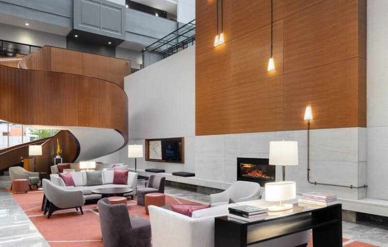 Hilton Columbus Downtown, Columbus