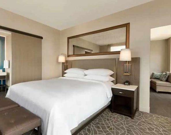 Embassy Suites By Hilton Minneapolis Downtown