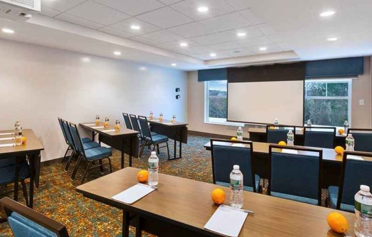 Hampton Inn Cape Cod Canal, Buzzards Bay