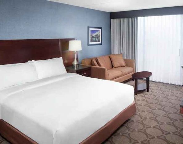 DoubleTree By Hilton Cleveland-Independence