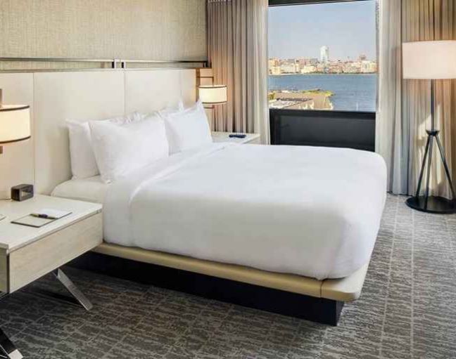 DoubleTree By Hilton Jersey City