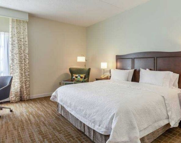 Hampton Inn Boston-Peabody