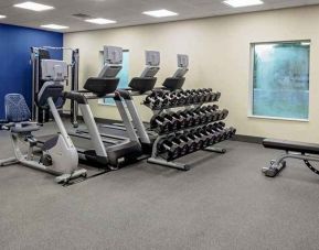 well equppied fitness center at Hampton Inn Cranbury.