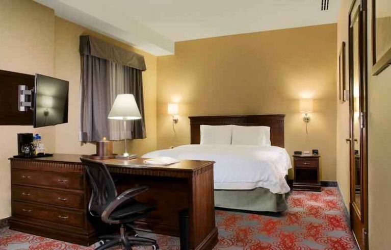 Hampton Inn & Suites Mexico City - Centro Historico, Mexico City