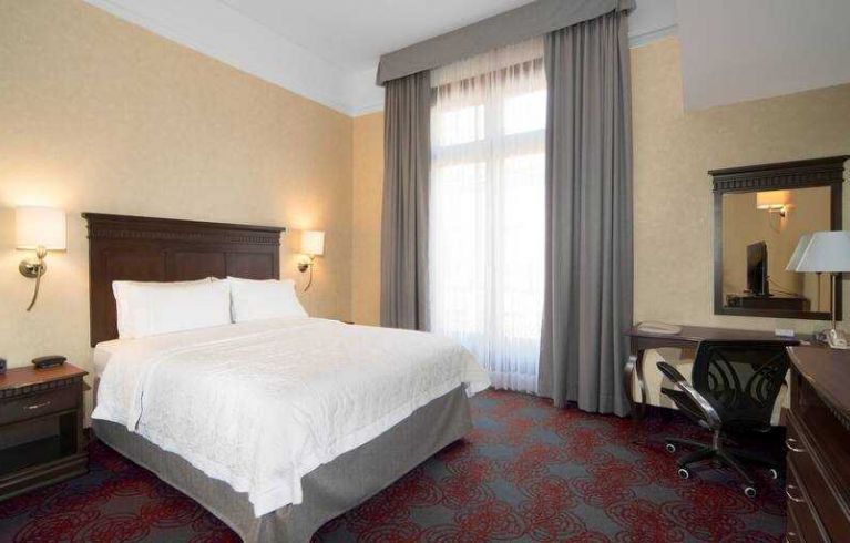 Hampton Inn & Suites Mexico City - Centro Historico, Mexico City