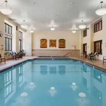 Hotel Embassy Suites By Hilton Napa Valley image