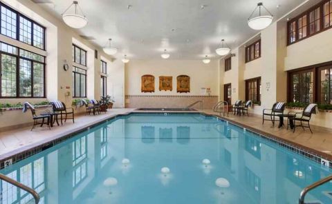Hotel Embassy Suites By Hilton Napa Valley image