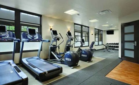 Hotel Embassy Suites By Hilton Napa Valley image