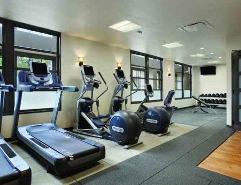 Hotel Embassy Suites By Hilton Napa Valley image
