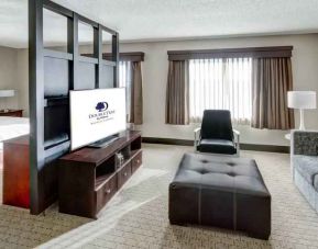 DoubleTree By Hilton Wichita Airport, Wichita