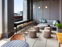Hampton Inn Boston Seaport District, Boston