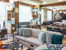 Hampton Inn Boston Seaport District, Boston