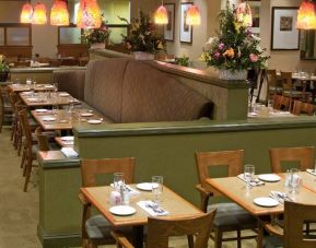 Comfortable dining area perfect for co-working at the DoubleTree by Hilton Washington DC - Crystal City.