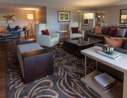 DoubleTree By Hilton Pittsburgh Greentree, Pittsburgh