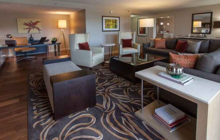 DoubleTree By Hilton Pittsburgh Greentree, Pittsburgh