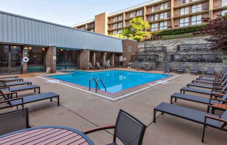 DoubleTree By Hilton Pittsburgh Greentree, Pittsburgh