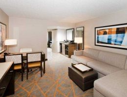 Embassy Suites By Hilton Cincinnati Blue Ash, Blue Ash