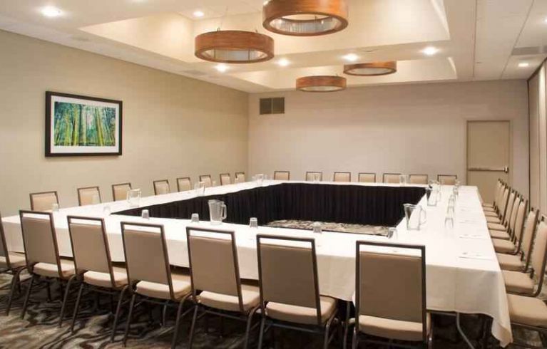 Embassy Suites By Hilton Cincinnati Blue Ash, Blue Ash