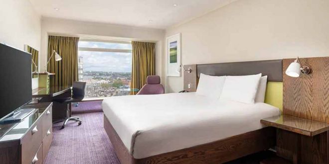 Hotel Hilton London Metropole image