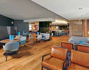 spacious and comfortable lounge area ideal for coworking at DoubleTree by Hilton London ExCel.