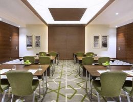 Hilton Garden Inn Dubai Al Muraqabat, Dubai