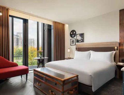 Hotel The Gantry London, Curio Collection By Hilton image