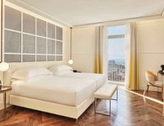 Hotel The Britannique Naples, Curio Collection By Hilton image