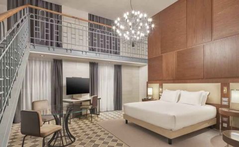 Hotel DoubleTree By Hilton Trieste image