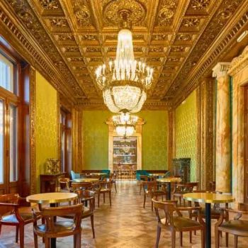 Hotel DoubleTree By Hilton Trieste image