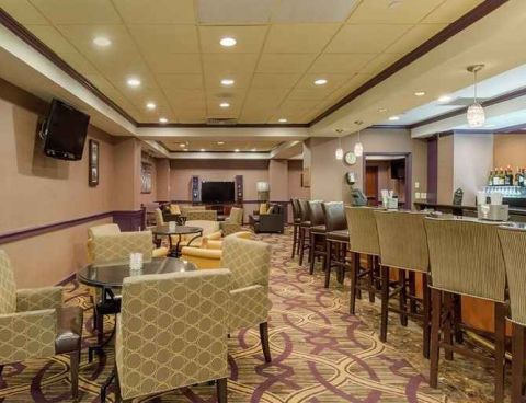 Hotel DoubleTree By Hilton Downtown Wilmington - Legal District image