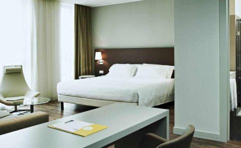 Hotel DoubleTree By Hilton Venice - North image