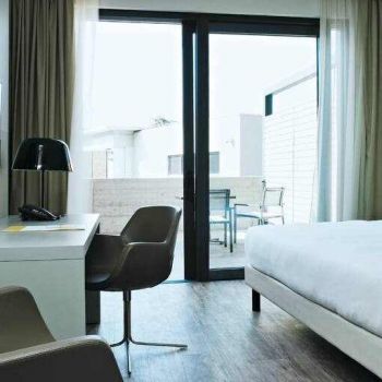 Hotel DoubleTree By Hilton Venice - North image