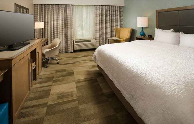 Hampton Inn & Suites Syracuse/Carrier Circle, East Syracuse