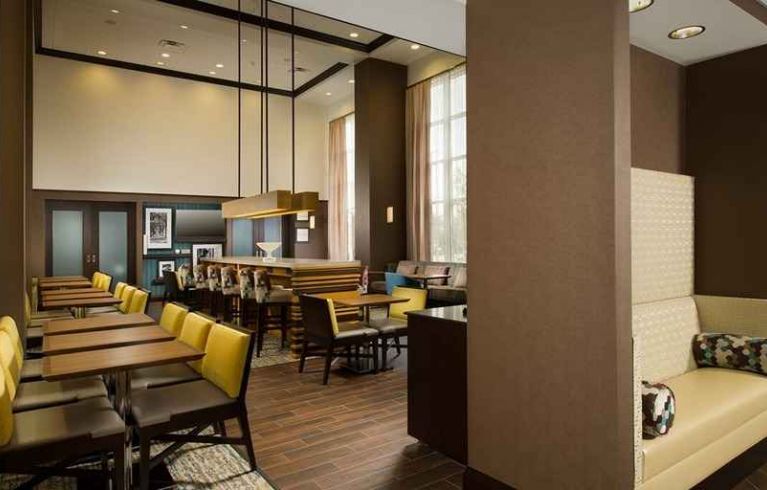 Hampton Inn & Suites Syracuse/Carrier Circle, East Syracuse