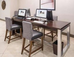 DoubleTree By Hilton Wilmington, Wilmington