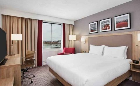 Hotel Hilton Garden Inn Dublin Custom House image