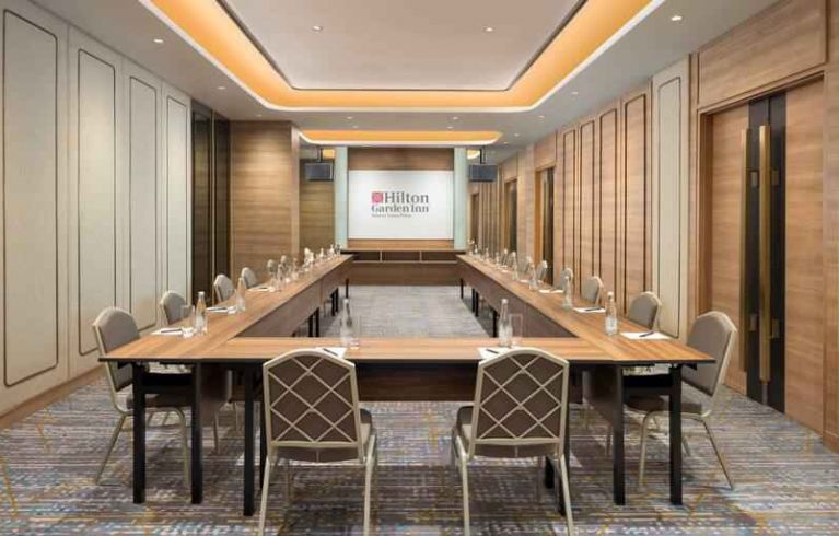 Hilton Garden Inn Jakarta Taman Palem, Jakarta