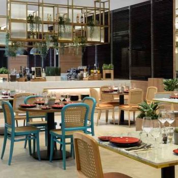 Hotel Hilton Garden Inn Jakarta Taman Palem image