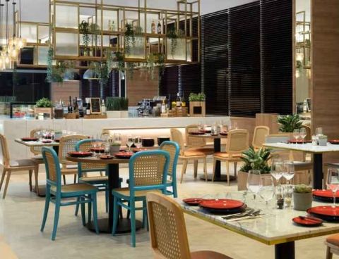 Hotel Hilton Garden Inn Jakarta Taman Palem image