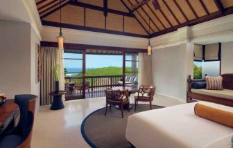 Spacious villa perfect as workspace at the Hilton Bali Resort.