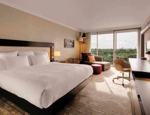Hotel Hilton Munich Park image