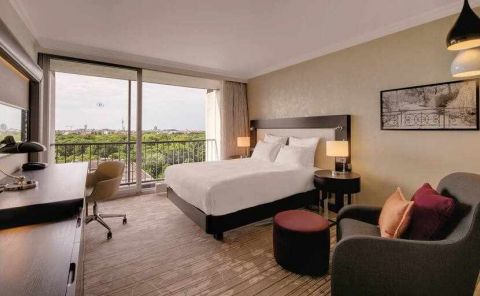 Hotel Hilton Munich Park image