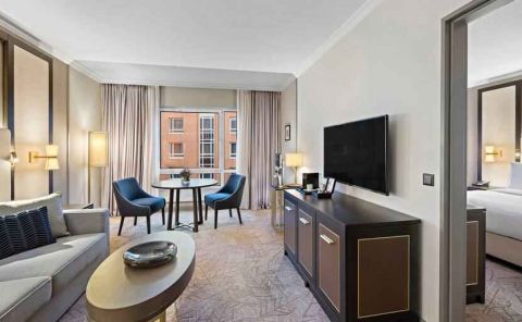 Hotel Hilton Munich City image