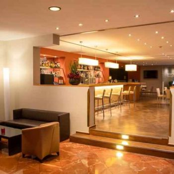 Hotel DoubleTree By Hilton Hannover Schweizerhof image