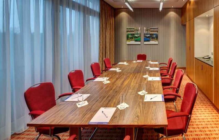 Hilton Garden Inn Frankfurt Airport, Frankfurt