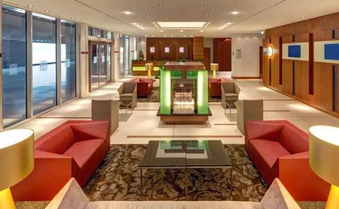 Hotel Hilton Garden Inn Frankfurt Airport image