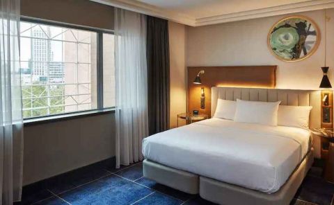 Hotel Hilton Frankfurt City Centre image